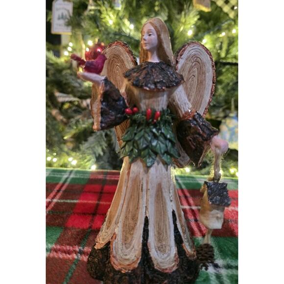 Angel Figurine Collectible By Divine Word Gift Shop Christmas Holiday Decor - Picture 2 of 3
